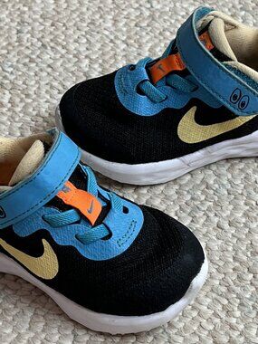 Nike Revolution Toddler Boy's Size 5C Black Blue Sneakers Shoes FB2719-001